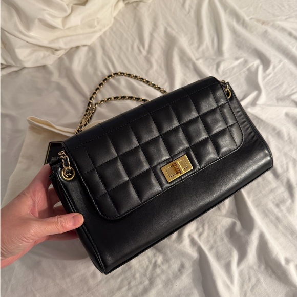 Authentic black leather quilted Chanel accordion quilted flap bag - Picture 15 of 16